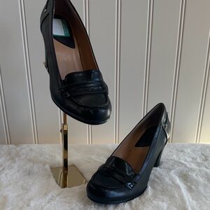 Black Women's Loafers